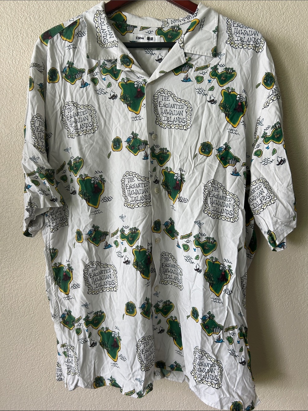 UNIQLO X HEATHER BROWN The Enchanted Hawaiian Islands Aloha Shirt, Sz XL